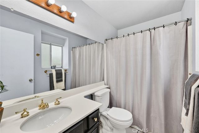 29702 Eagle Crest Avenue, Murrieta, CA 92563