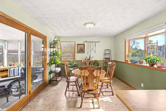 2479 Robin Rd, Salina, KS 67401