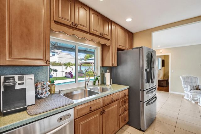 3001 NE 45th Street, Lighthouse Point, FL 33064