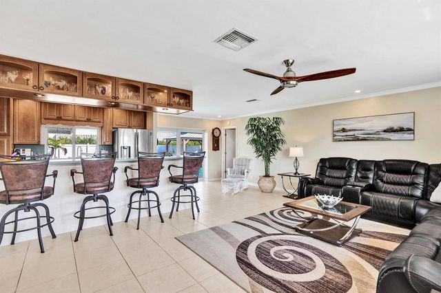 3001 NE 45th Street, Lighthouse Point, FL 33064