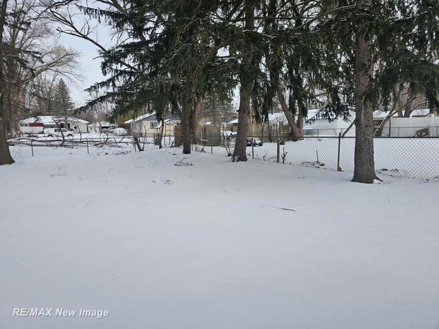 4125 Hiland Street, Saginaw, MI 48601