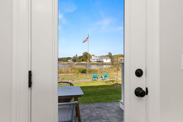 59 Riverview Ave, Danvers, MA 01923