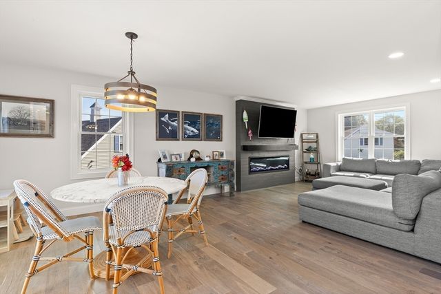 59 Riverview Ave, Danvers, MA 01923