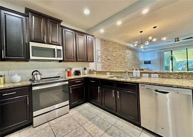 8111 ROSEVILLE ROAD, Davenport, FL 33896