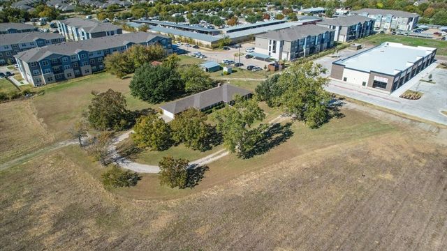 1711 FM 1385, Aubrey, TX 76227