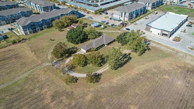 1711 FM 1385, Aubrey, TX 76227