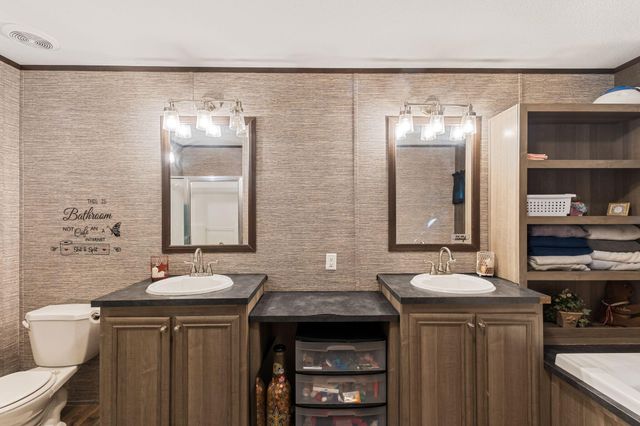 15 Double R Ln., Columbia, MS 39429