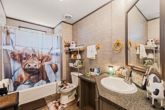 15 Double R Ln., Columbia, MS 39429