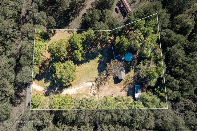 15 Double R Ln., Columbia, MS 39429