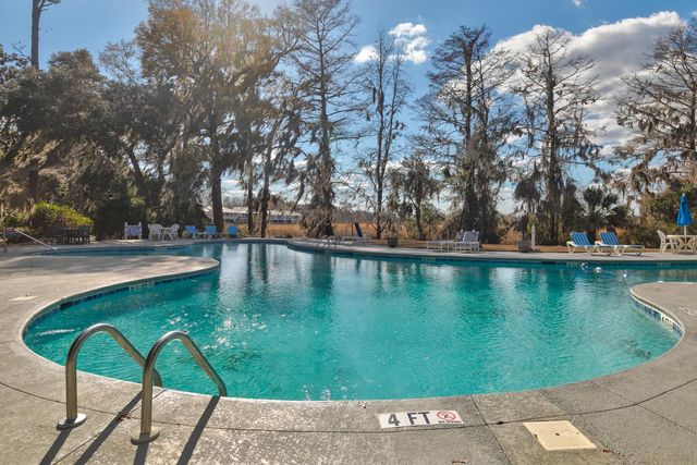 573 Tuckers Rd Unit A, Pawleys Island, SC 29585