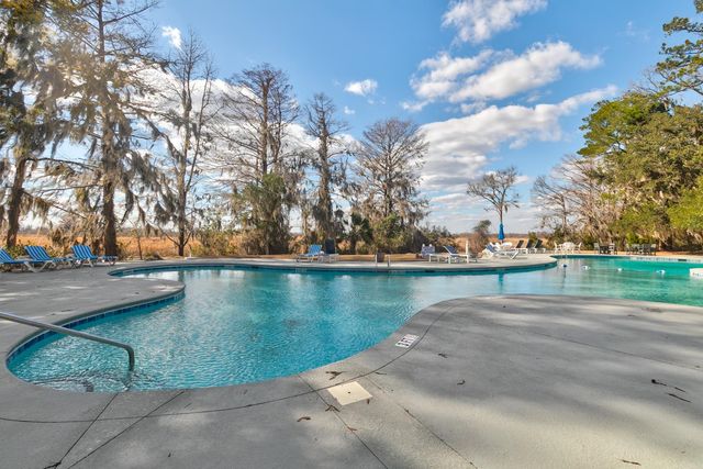 573 Tuckers Rd Unit A, Pawleys Island, SC 29585