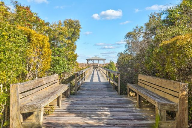 573 Tuckers Rd Unit A, Pawleys Island, SC 29585