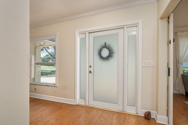 1940 SW 69th Ave, Plantation, FL 33317