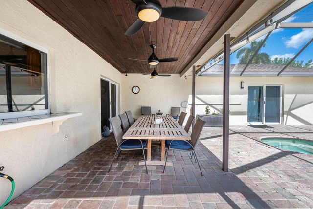 1940 SW 69th Ave, Plantation, FL 33317