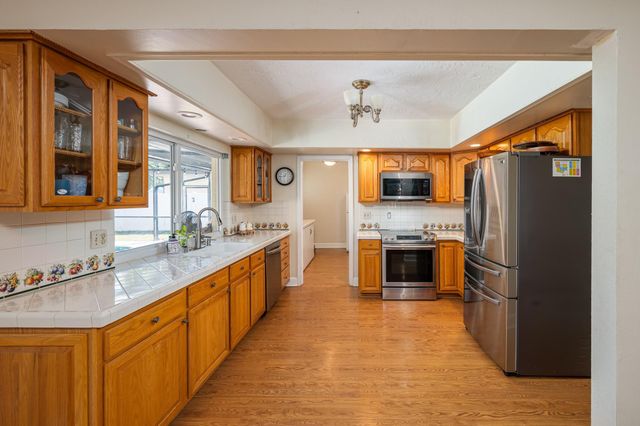 1940 SW 69th Ave, Plantation, FL 33317