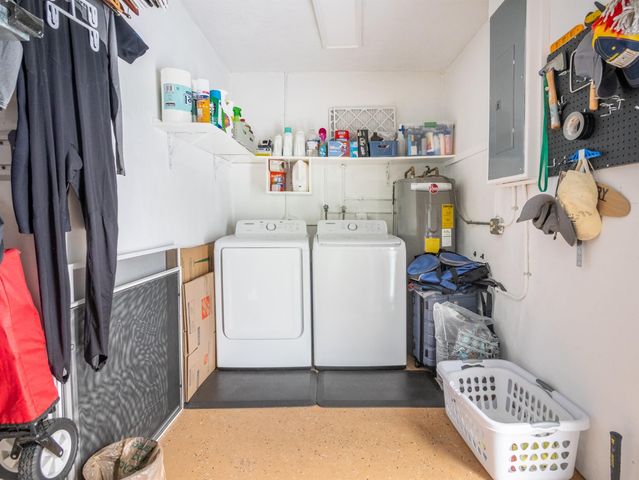 1940 SW 69th Ave, Plantation, FL 33317