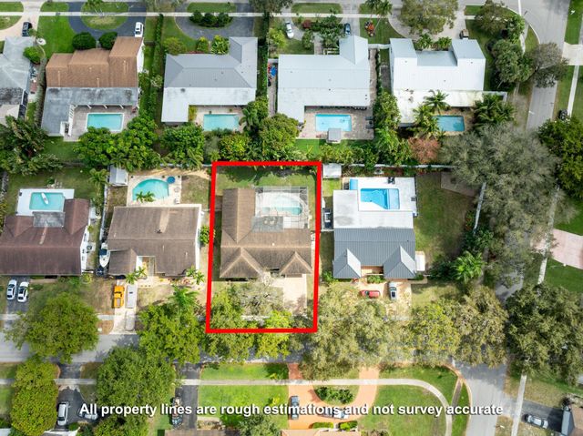 1940 SW 69th Ave, Plantation, FL 33317
