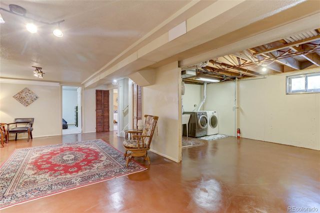 707 W Davies Way, Littleton, CO 80120