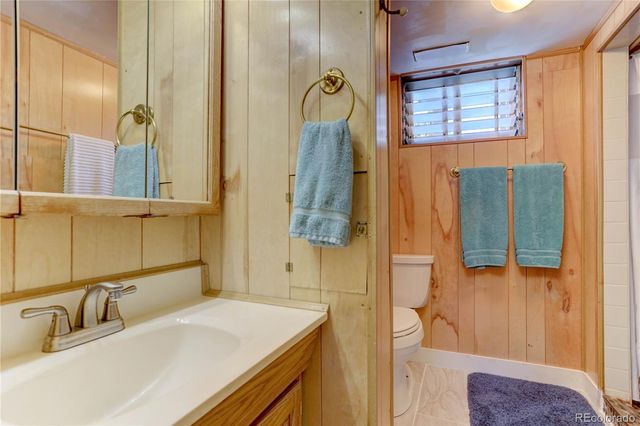 707 W Davies Way, Littleton, CO 80120