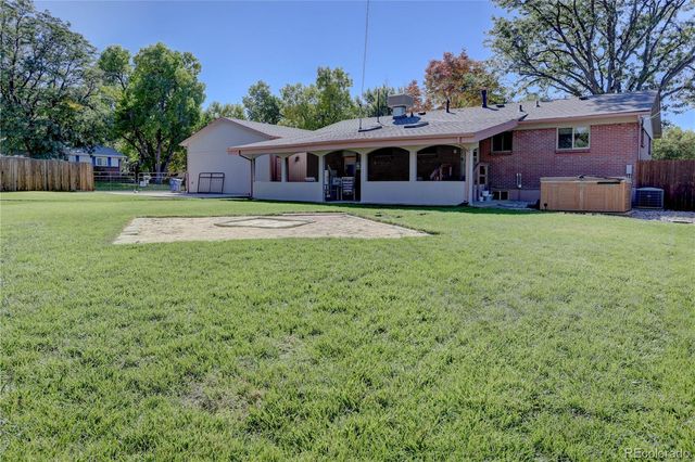 707 W Davies Way, Littleton, CO 80120