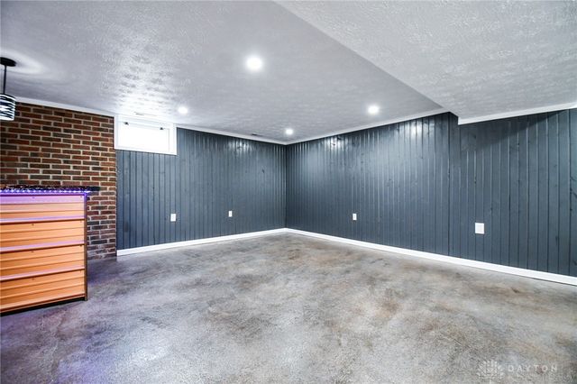 1885 Lake Road, Medway, OH 45341