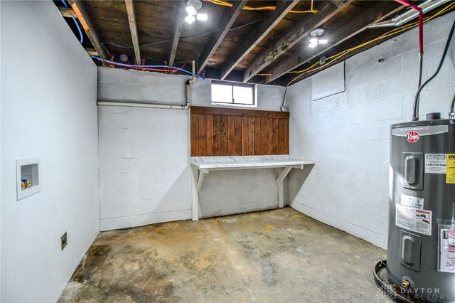 1885 Lake Road, Medway, OH 45341