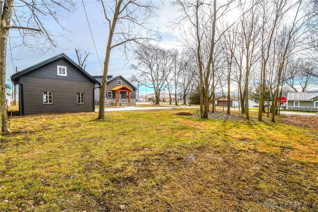 1885 Lake Road, Medway, OH 45341