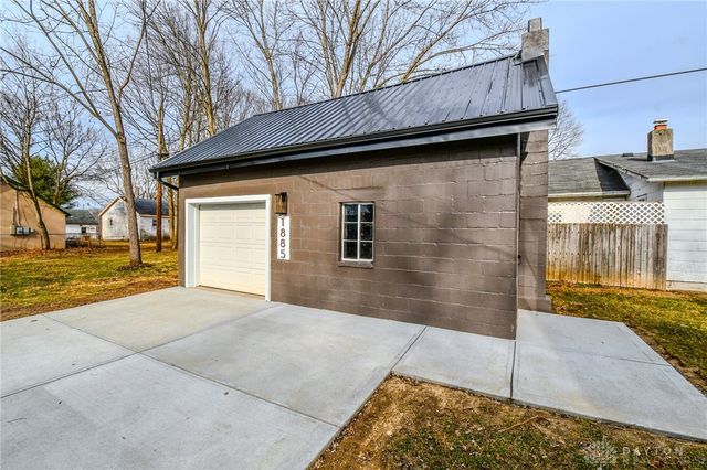 1885 Lake Road, Medway, OH 45341