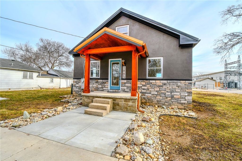 1885 Lake Road, Medway, OH 45341