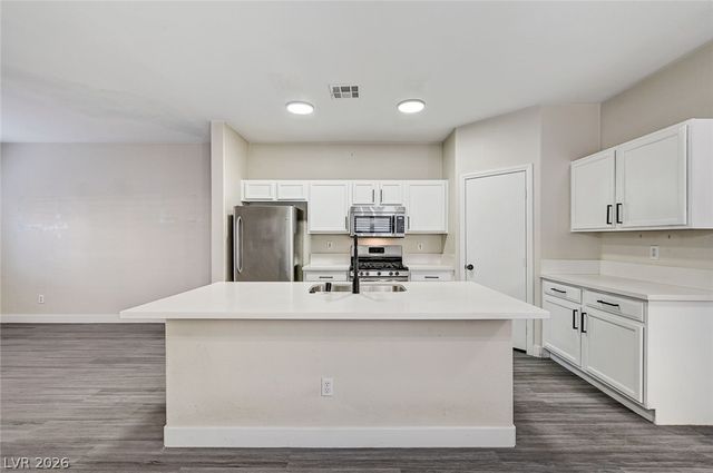 6265 Overhang Avenue, Henderson, NV 89011