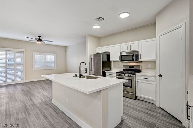 6265 Overhang Avenue, Henderson, NV 89011