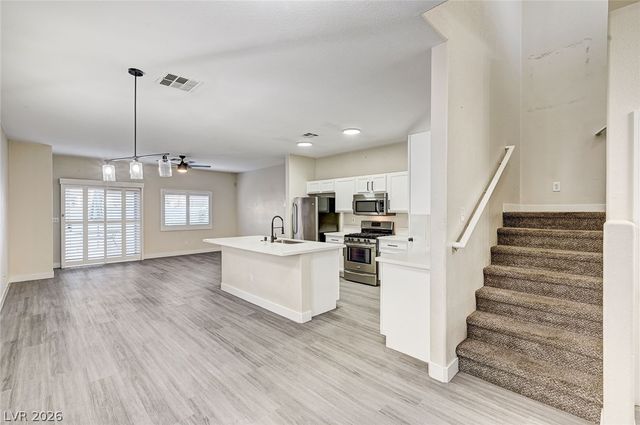 6265 Overhang Avenue, Henderson, NV 89011