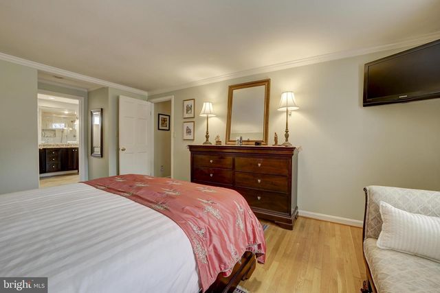 1112 FALLSMEAD WAY, Potomac, MD 20854