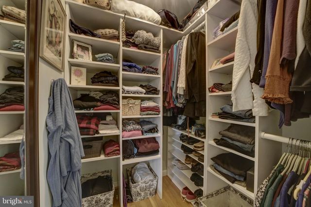 1112 FALLSMEAD WAY, Potomac, MD 20854