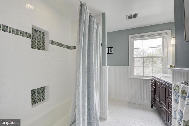 1112 FALLSMEAD WAY, Potomac, MD 20854