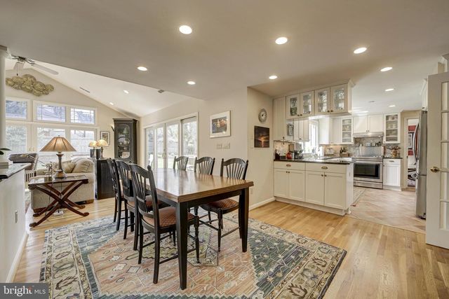 1112 FALLSMEAD WAY, Potomac, MD 20854