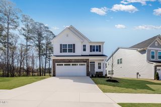 83 Fishing Pier Way, Lillington, NC 27546
