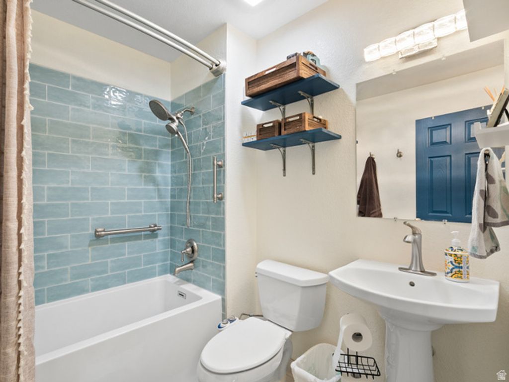 Image 15 of property listing at 2188 E UNION BLVD #B, Cottonwood Heights, UT 84121