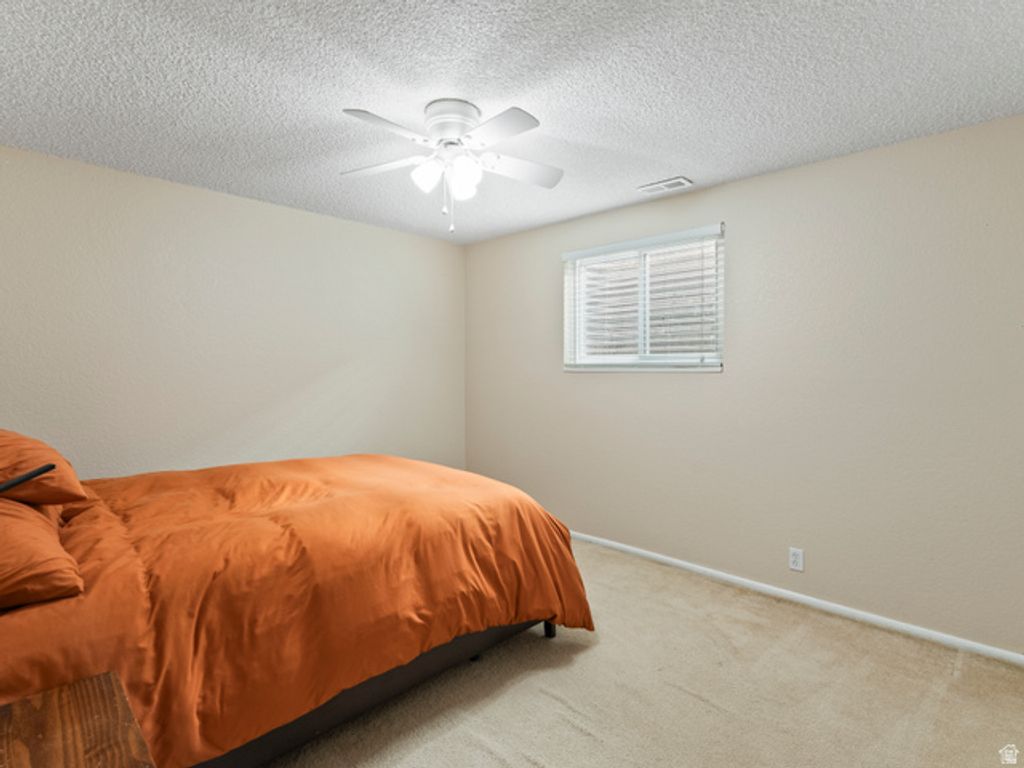 Image 17 of property listing at 2188 E UNION BLVD #B, Cottonwood Heights, UT 84121