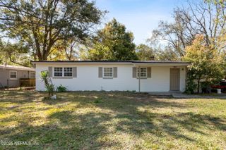 7014 CHRISTOPHER ROBIN Drive, Jacksonville, FL 32210