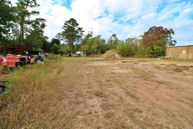 15923 Hollister Street, Houston, TX 77066