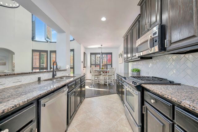 824 Oglethorpe Lane, Savannah, TX 76227