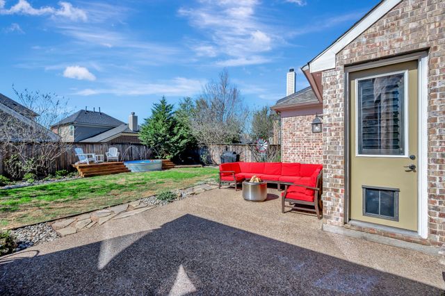 824 Oglethorpe Lane, Savannah, TX 76227