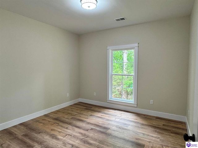 57 Malvern Court, Brandenburg, KY 40108