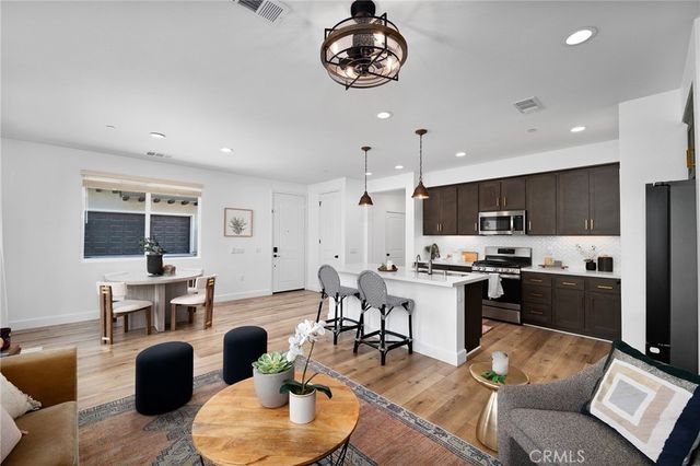 39438 Corvina, Temecula, CA 92591