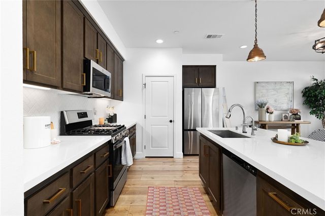 39438 Corvina, Temecula, CA 92591