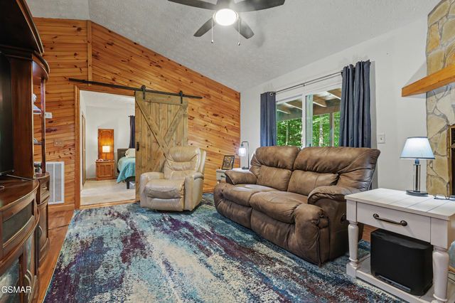 3319 Rocky Ridge Road, Cosby, TN 37722