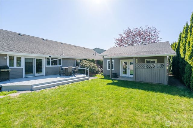 1277 Aaron Drive, Lynden, WA 98264