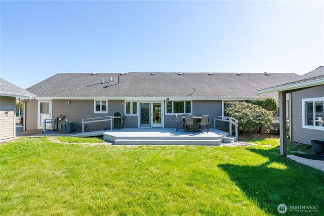 1277 Aaron Drive, Lynden, WA 98264