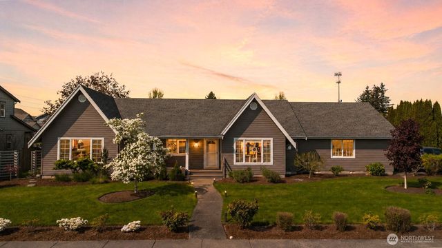 1277 Aaron Drive, Lynden, WA 98264